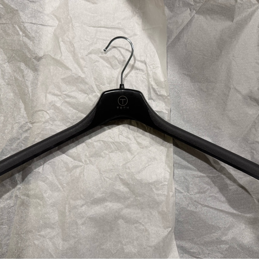 Tumi T Tech suit hanger